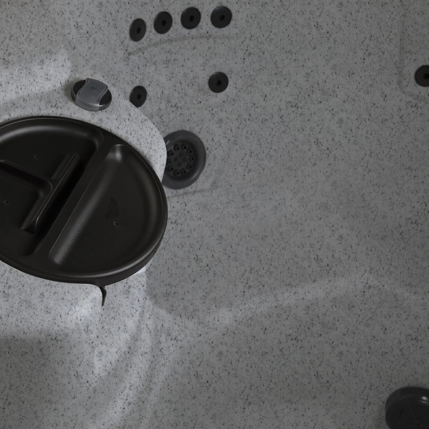 Leganza 6-Person, 230V Hot Tub Spa W/90 Jets in Sea Salt/Coastal Gray